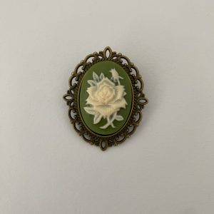 Vintage-inspired Brooch Green