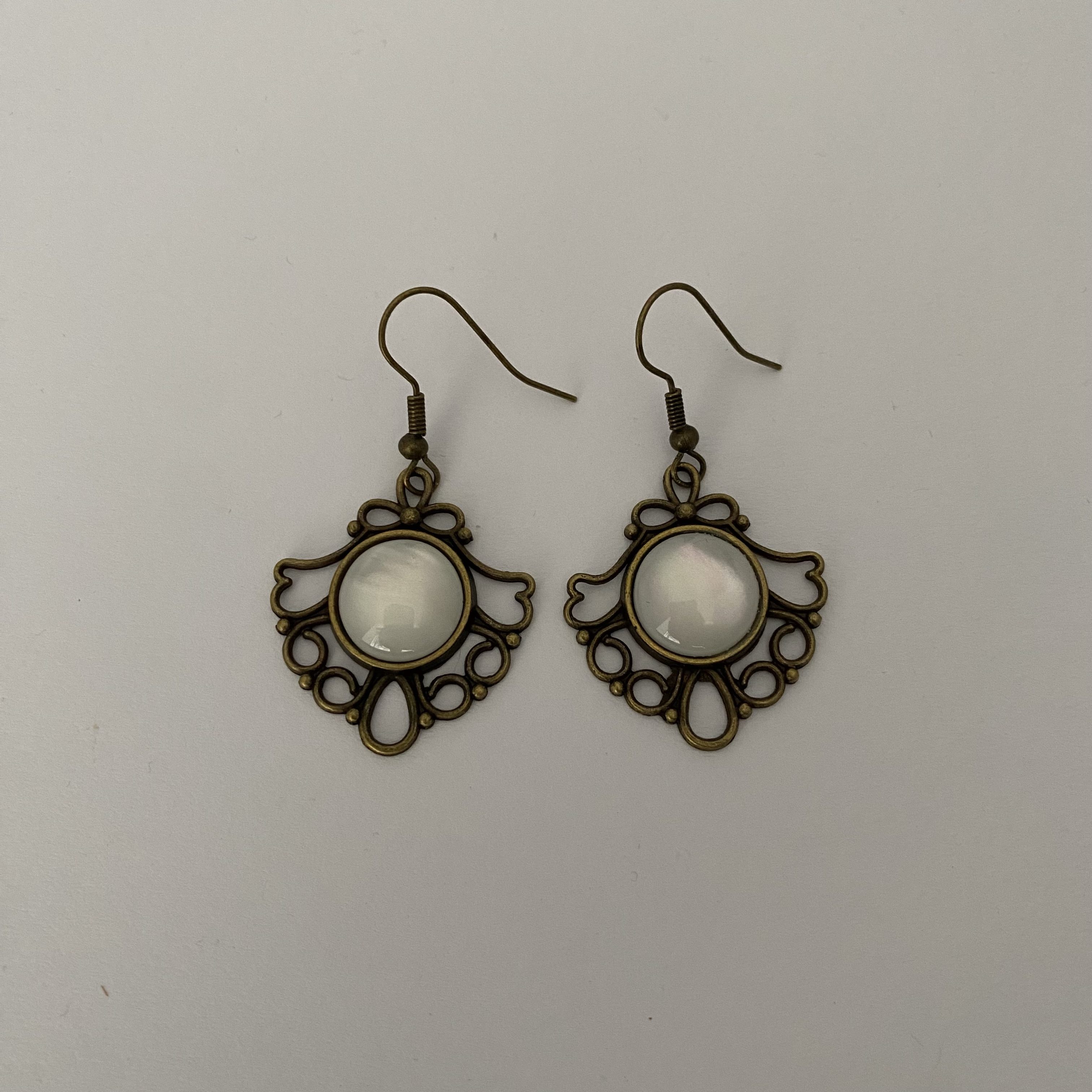 Vintage-inspired White Earrings